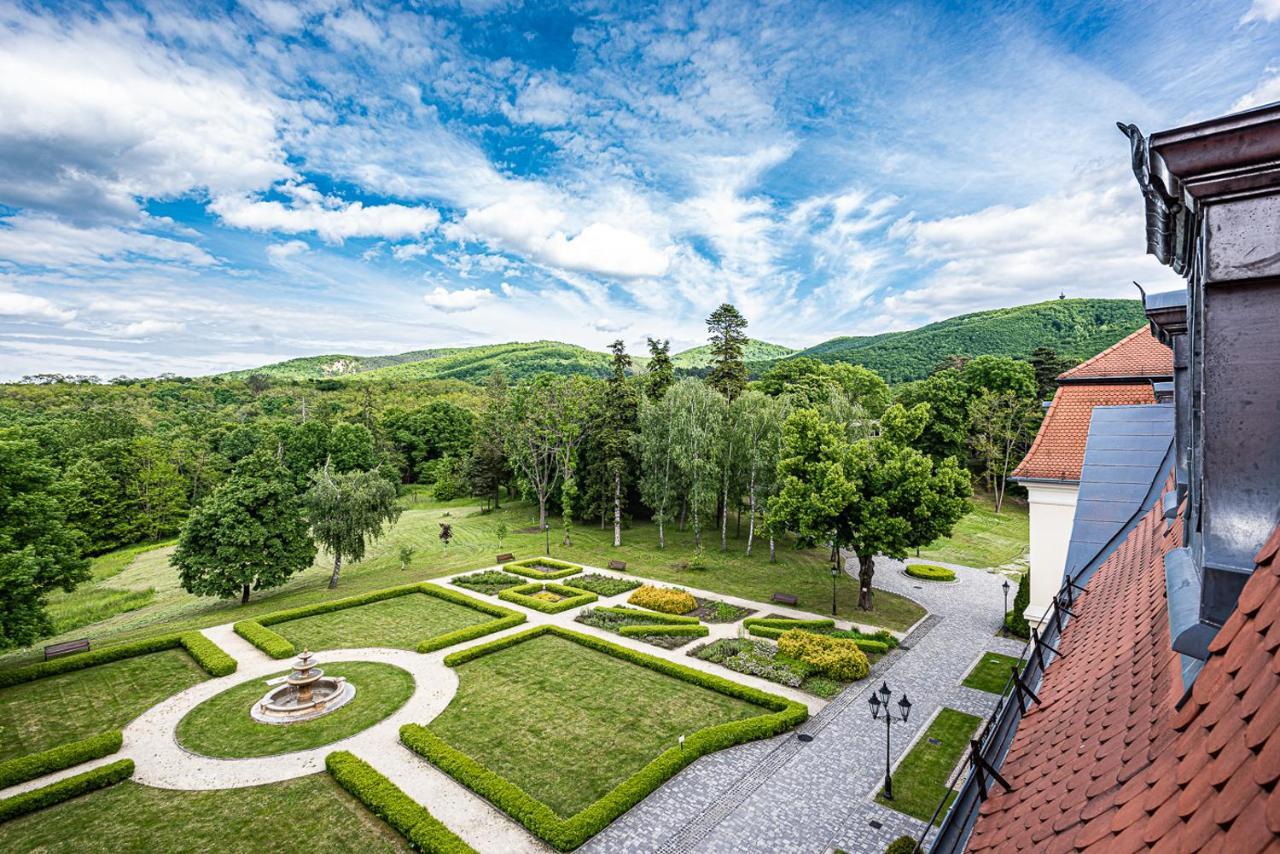 La Contessa Castle Hotel 4*