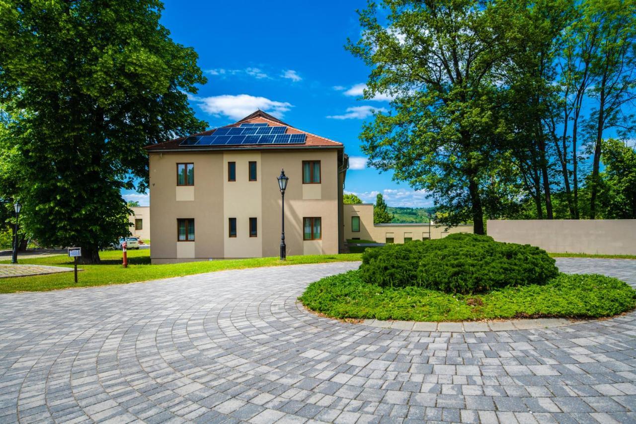 Hotel La Contessa Castle 4*