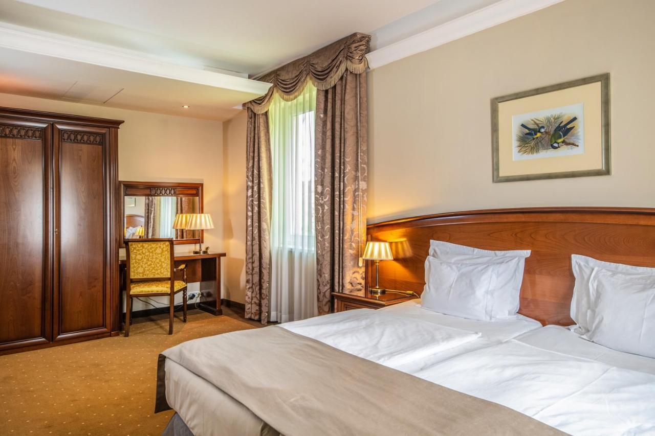 La Contessa Castle Hotel